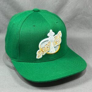 Seattle Sonics Space Needle Mitchell Ness NBA Snapback Hat Green Basketball Mens